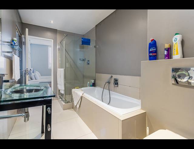 2 BEDROOM APARTMENT FOR SALE IN BEACHFRONT